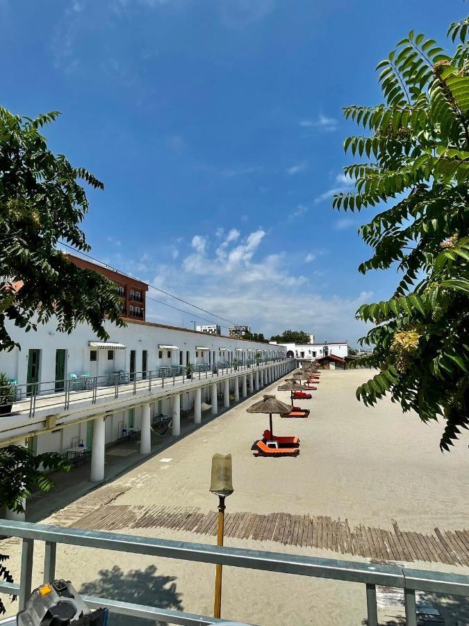 Hostel Cazino Nord Rooms Mamaia Exterior foto