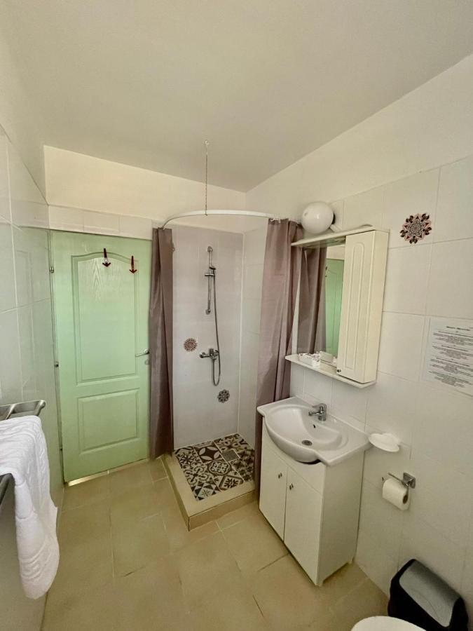 Hostel Cazino Nord Rooms Mamaia Exterior foto
