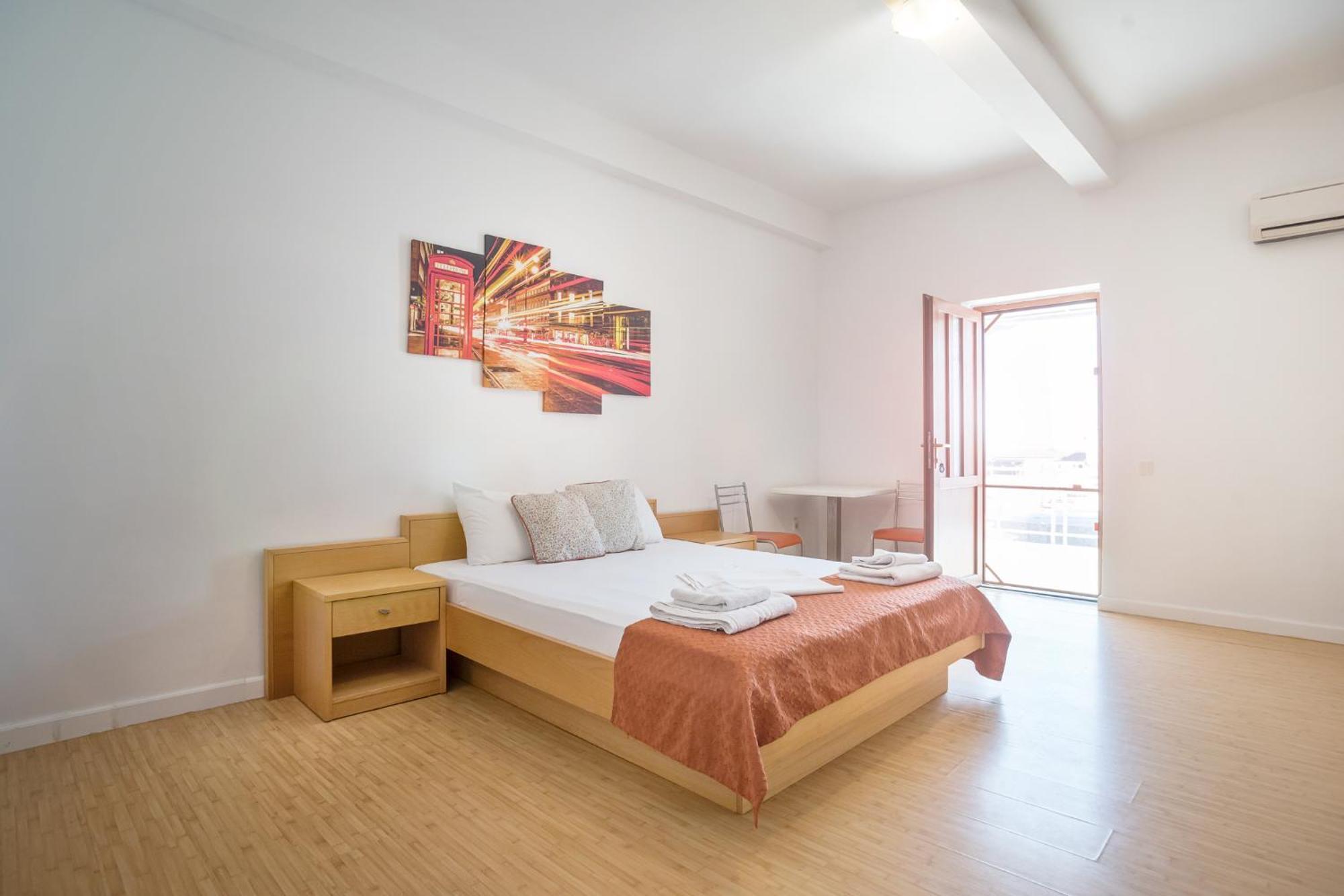 Hostel Cazino Nord Rooms Mamaia Exterior foto