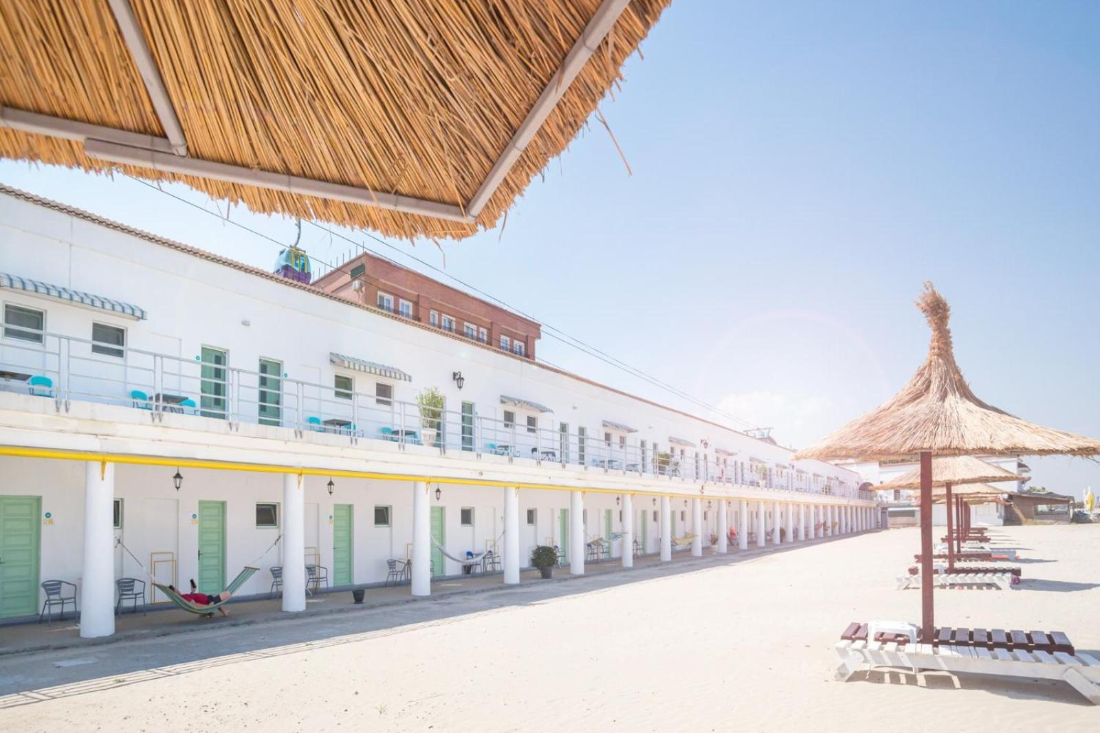 Hostel Cazino Nord Rooms Mamaia Exterior foto